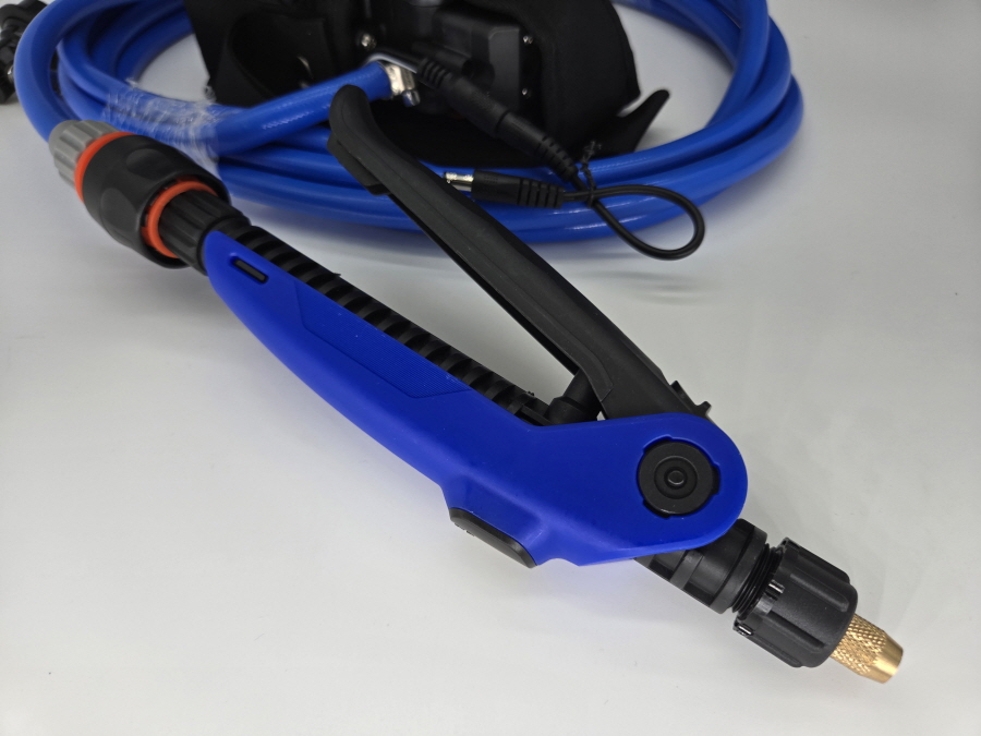 CARIGHT%2BTools%2Bcut%2B5.jpg